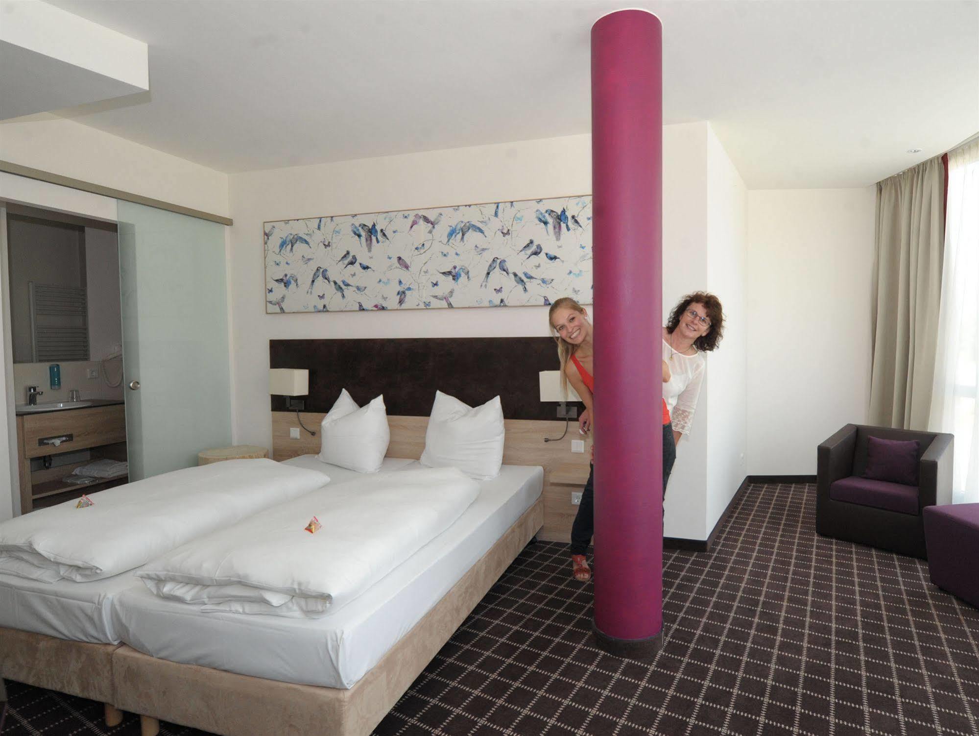 Business Class Hotel Ebersberg Exterior photo
