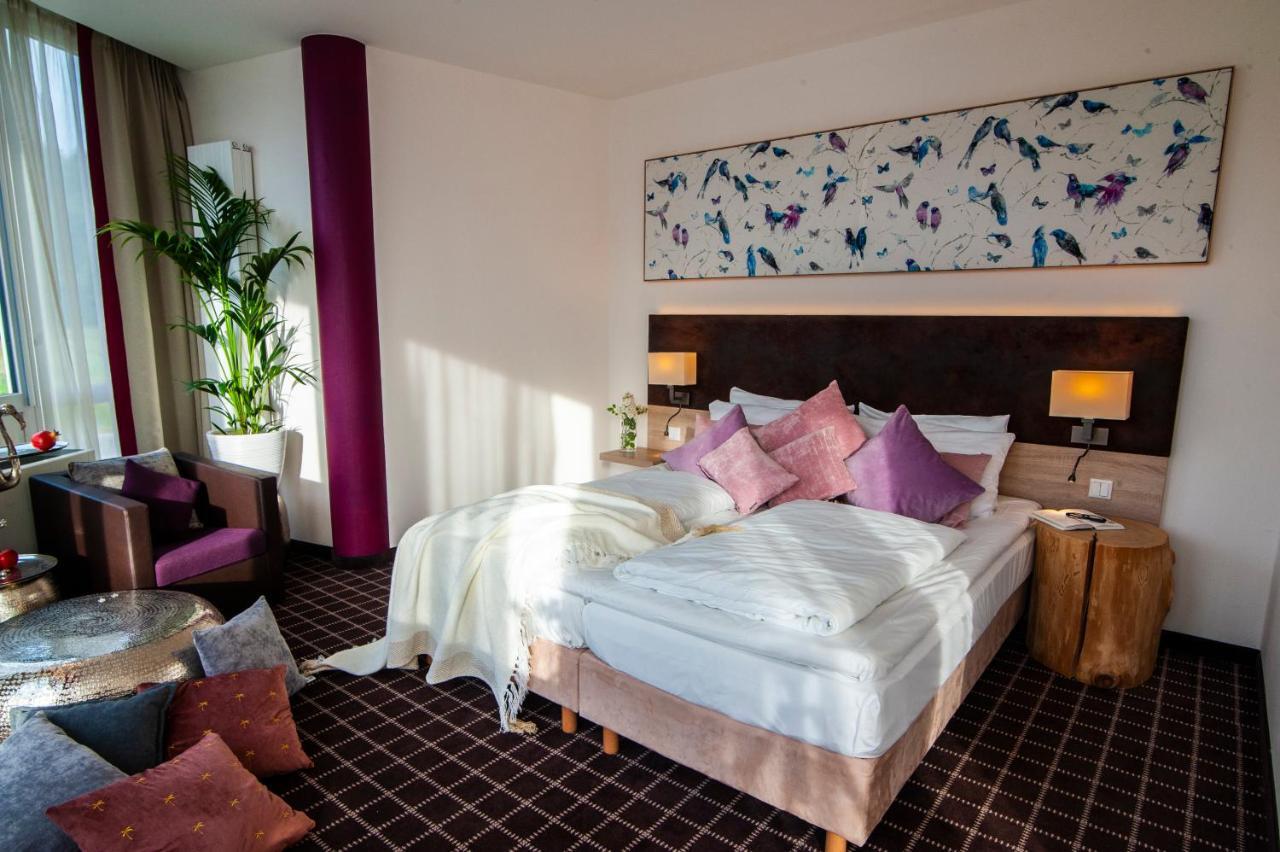 Business Class Hotel Ebersberg Exterior photo